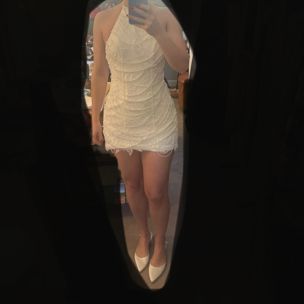 Elegant White Halter Dress with Pearl Beaded Design - Picture 4 of 4